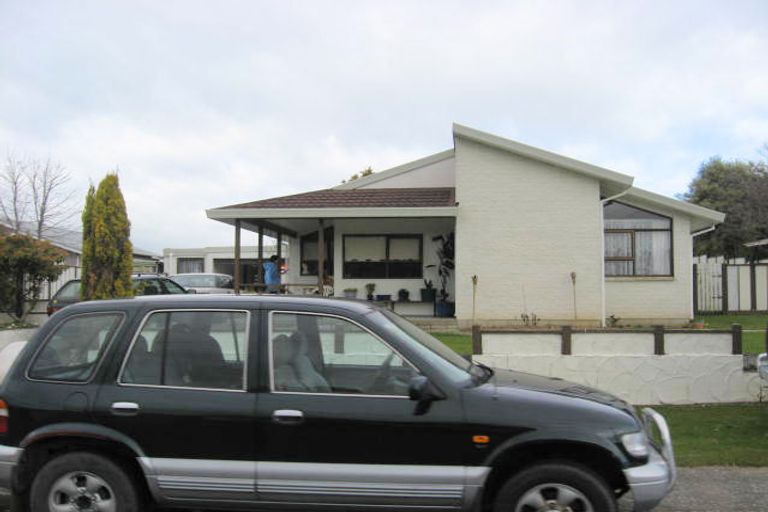 Photo of property in 11 Lancaster Street, Levin, 5510