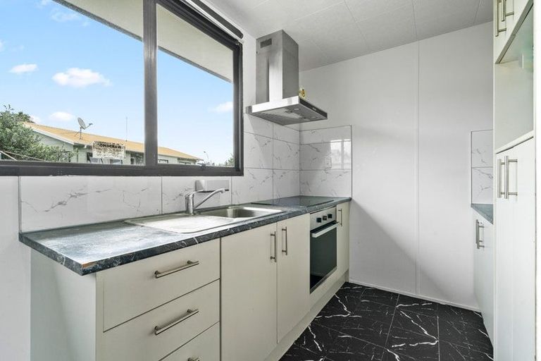 Photo of property in 1/62 Othello Drive, Clover Park, Auckland, 2023