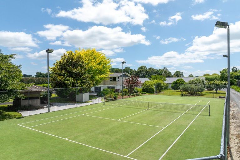 Photo of property in 225 Hoeka Road, Matangi, Hamilton, 3284