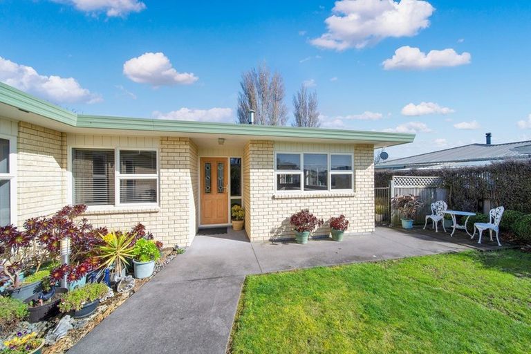 Photo of property in 7 Ngakoti Street, Urenui, 4375