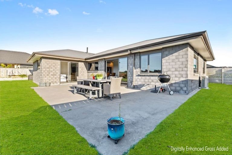 Photo of property in 48 Papawhero Drive, Bell Block, New Plymouth, 4312