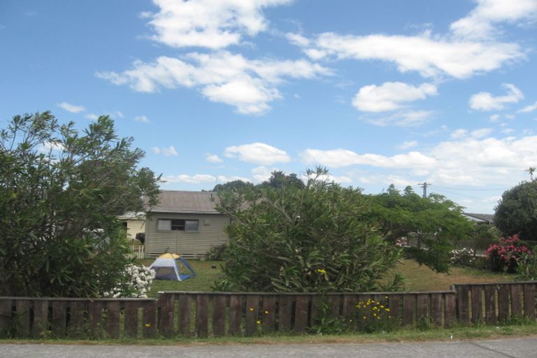 Photo of property in 120 Pukehina Parade, Pukehina, Te Puke, 3189