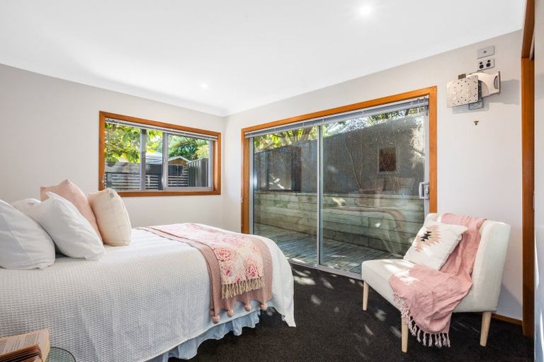 Photo of property in 7a Sunset Parade, Plimmerton, Porirua, 5026