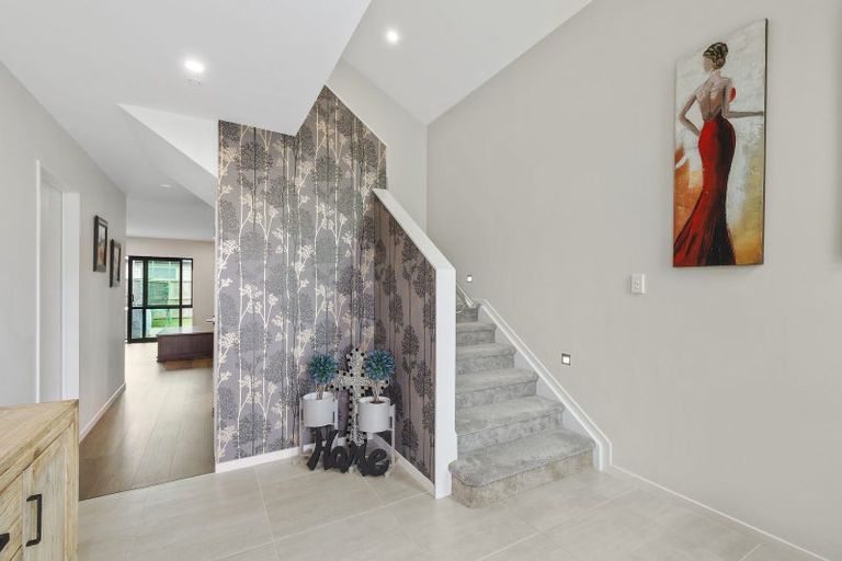Photo of property in 28 Tawhiti Road, Pukekohe, 2120