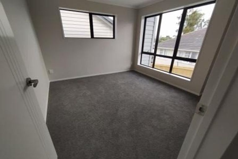 Photo of property in 43b Line Road, Glen Innes, Auckland, 1072