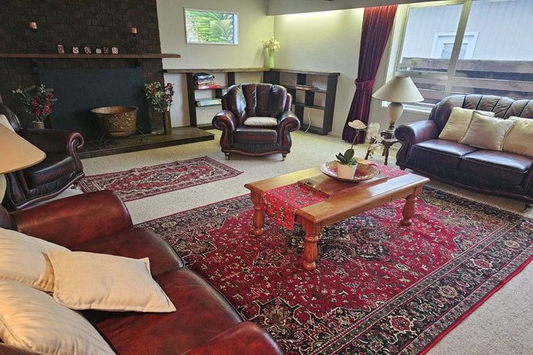 Photo of property in 28 Freyberg Avenue, Tamatea, Napier, 4112