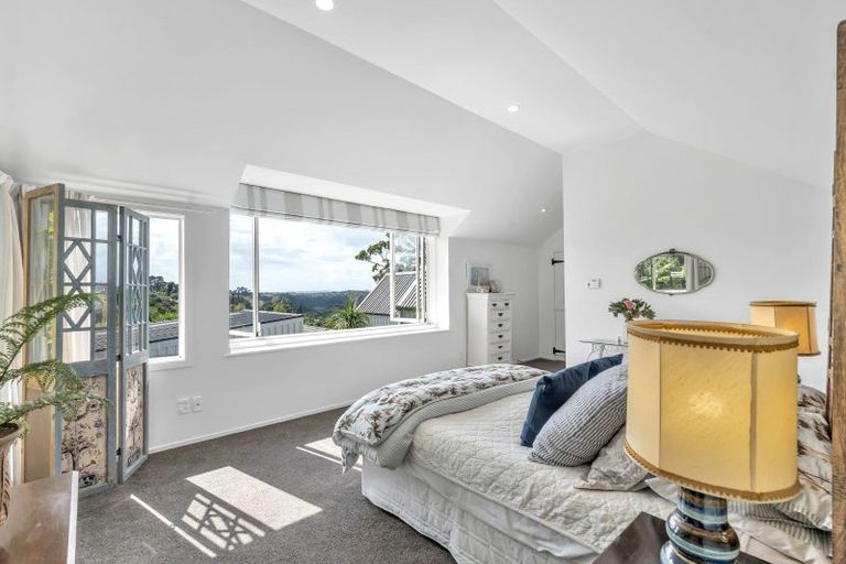 Photo of property in 217 Point View Drive, East Tamaki Heights, Auckland, 2016
