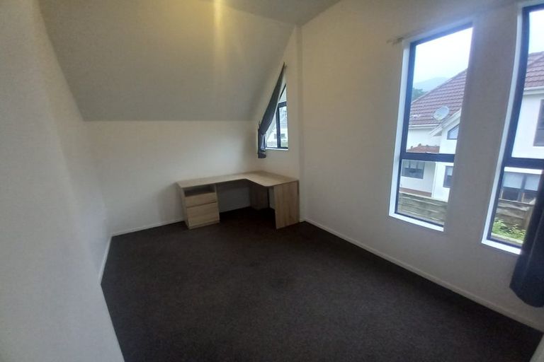 Photo of property in 2/74 Waiwhetu Road, Waiwhetu, Lower Hutt, 5010