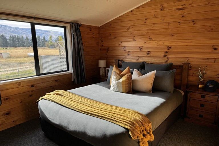 Photo of property in 93 Mason Road, Middlemarch, 9596