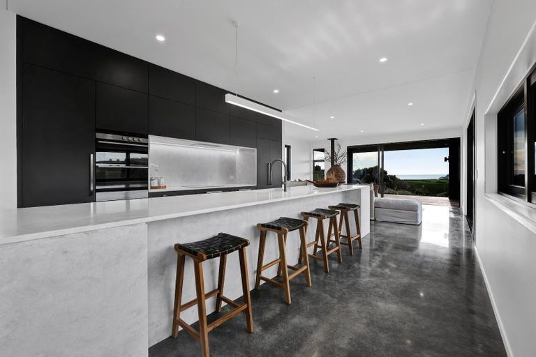 Photo of property in 29 Washer Road, Omata, New Plymouth, 4374