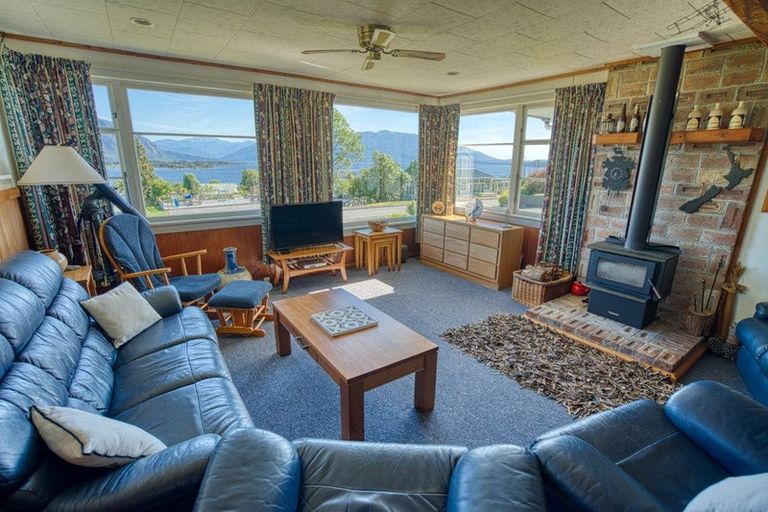 Photo of property in 14 Ahau Street, Moana, 7872