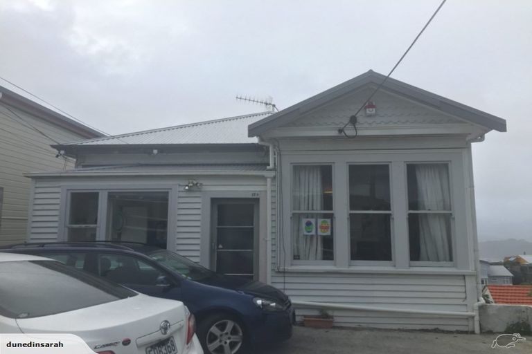 Photo of property in 17a Mills Road, Brooklyn, Wellington, 6021
