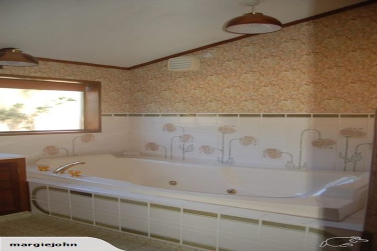 Photo of property in 2a Spiers Street, Kakanui, Oamaru, 9495