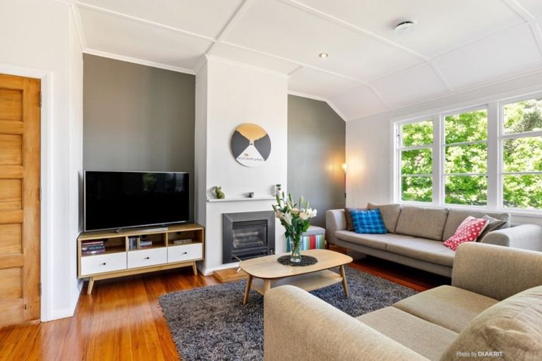 Photo of property in 65 Sidlaw Street, Strathmore Park, Wellington, 6022