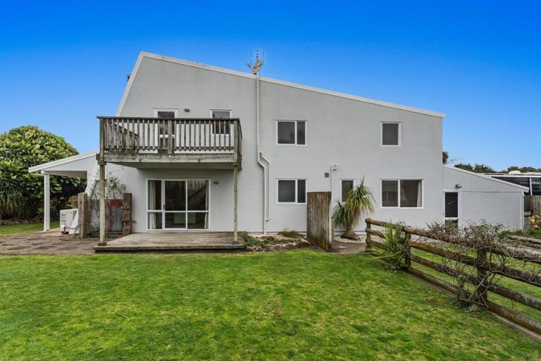 Photo of property in 4 Marlin Drive, Coastlands, Whakatane, 3120