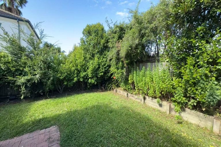 Photo of property in 8 Sheddings Lane, East Tamaki, Auckland, 2016
