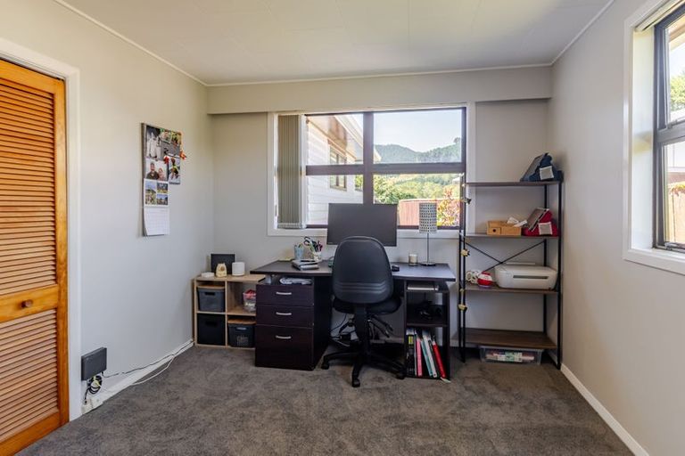 Photo of property in 150 Tilley Road, Paekakariki, 5034