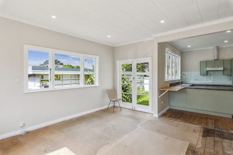 Photo of property in 98 Rosetta Road, Raumati South, Paraparaumu, 5032