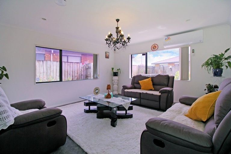 Photo of property in 6 Chayward Place, Mangere, Auckland, 2022