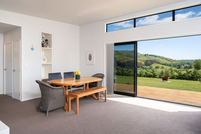 Photo of property in 44 Timoti Road, Waimarama, Havelock North, 4294