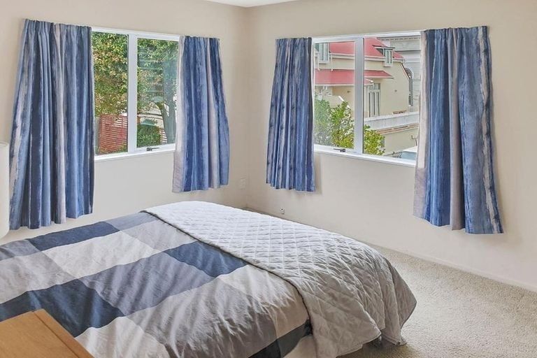 Photo of property in 22a Hall Street, Newtown, Wellington, 6021