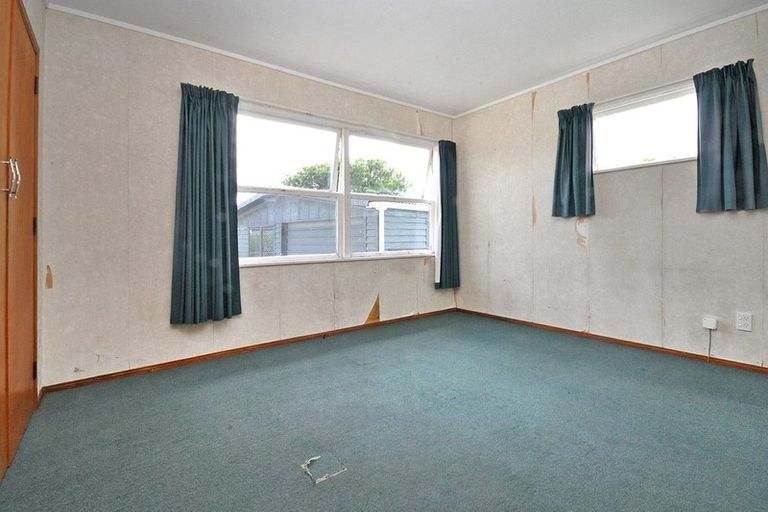 Photo of property in 104 Cargill Street, Papakura, 2110