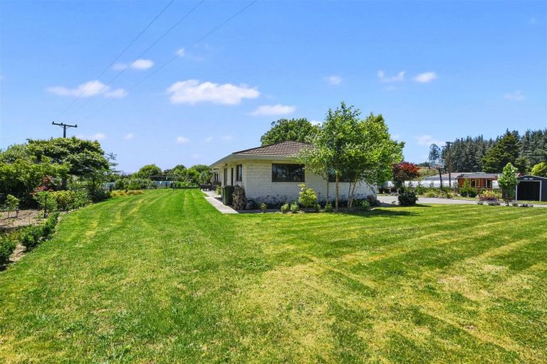 Photo of property in 28 Neudorf Road, Upper Moutere, 7175