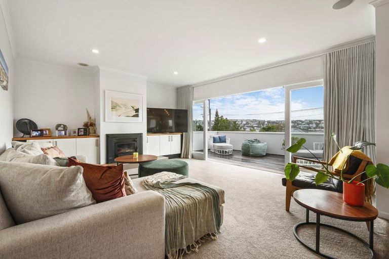 Photo of property in 6 Manuwai Road, Torbay, Auckland, 0630