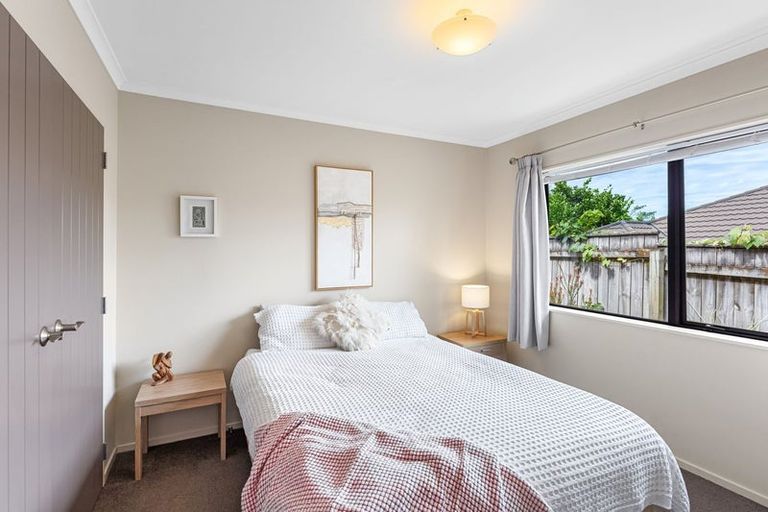 Photo of property in 21 Campion Road, Waikanae Beach, Waikanae, 5036