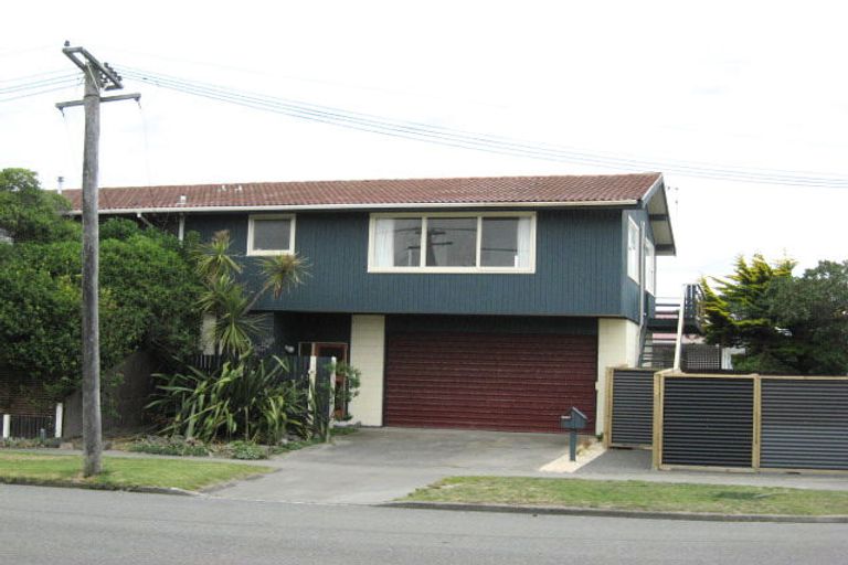 Photo of property in 1/2 Halsey Street, South New Brighton, Christchurch, 8062