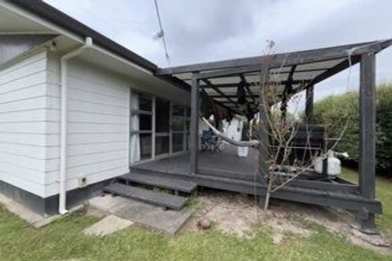 Photo of property in 35 Puriri Crescent, Edgecumbe, 3120