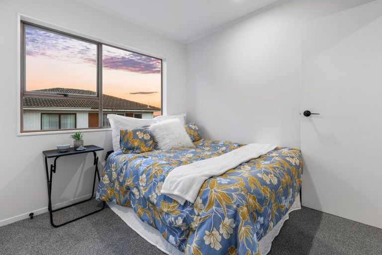 Photo of property in 4/90 Lynwood Road, New Lynn, Auckland, 0600