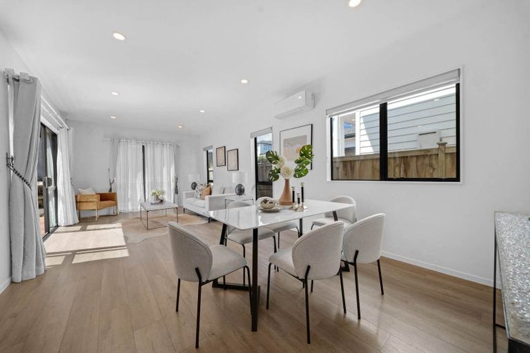 Photo of property in 68 Kano Way, Hobsonville, Auckland, 0616