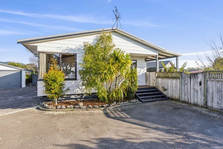 Photo of property in 50 Langdale Avenue, Paraparaumu, 5032