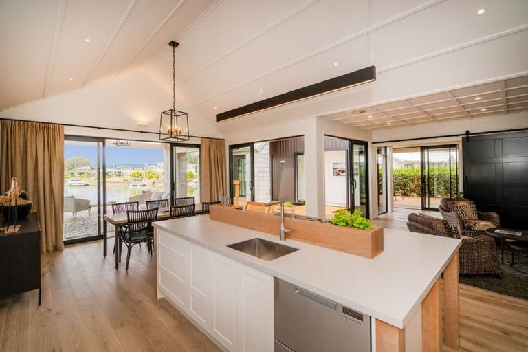 Photo of property in 392 Cambridge Road, Tauriko, Tauranga, 3110