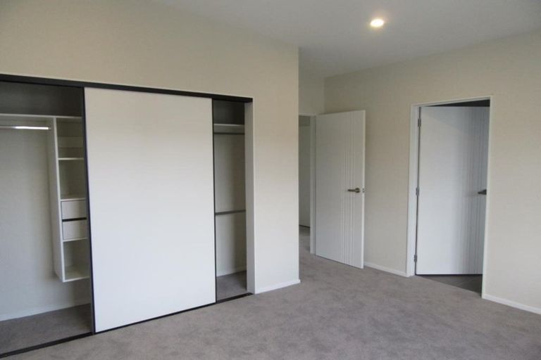 Photo of property in 16/5 Perekia Street, Albany, Auckland, 0632