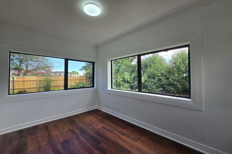 Photo of property in 1 Bledisloe Street, Papatoetoe, Auckland, 2104