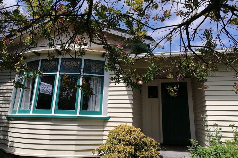 Photo of property in 110 Waiwhetu Road, Waterloo, Lower Hutt, 5011