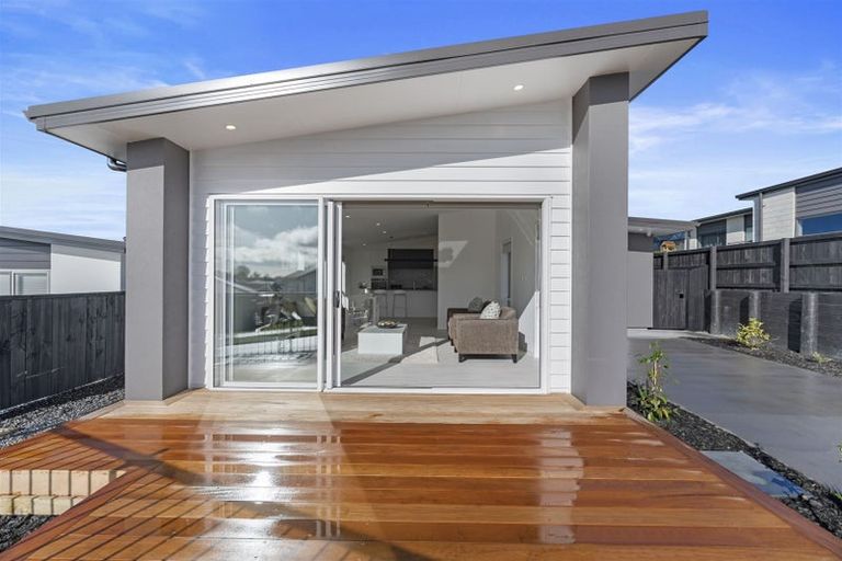 Photo of property in 3 Manotini Way, Pyes Pa, Tauranga, 3112