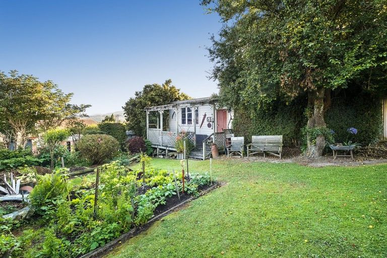 Photo of property in 27 Forresbank Avenue, Wakari, Dunedin, 9010