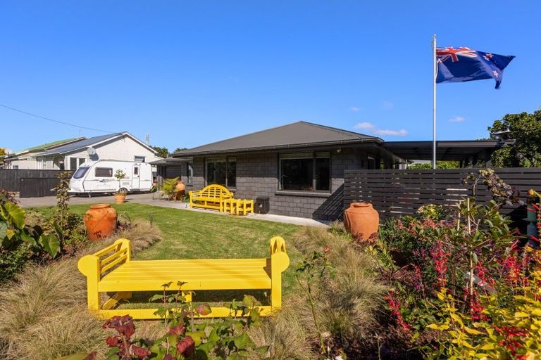Photo of property in 67a Queen Street, Waitara, 4320