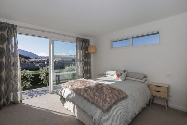 Photo of property in 40 Quinnat Street, Albert Town, Wanaka, 9305
