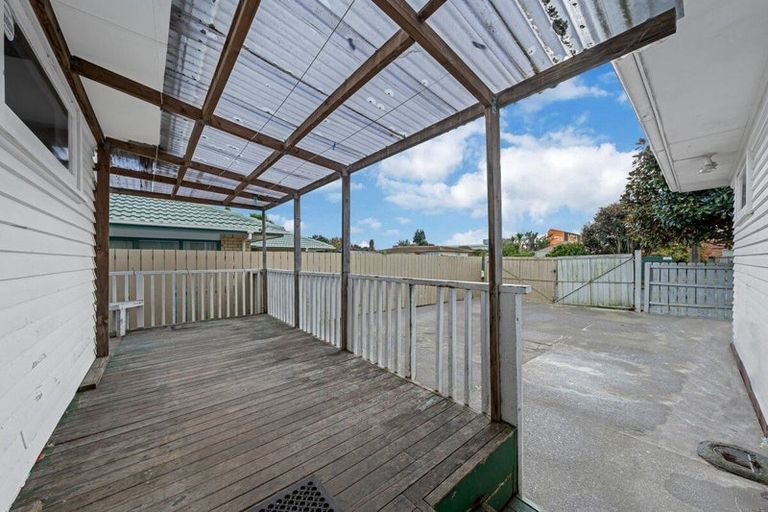 Photo of property in 178 Lincoln Road, Henderson, Auckland, 0610