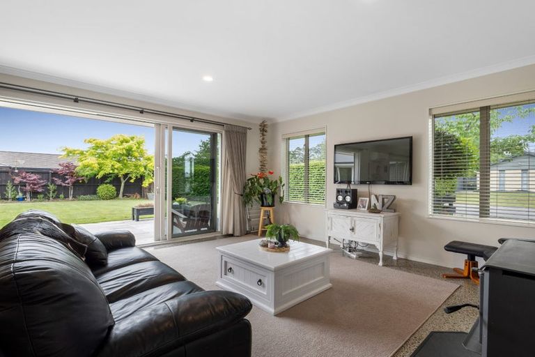 Photo of property in 2 Castleton Drive, Rolleston, 7615