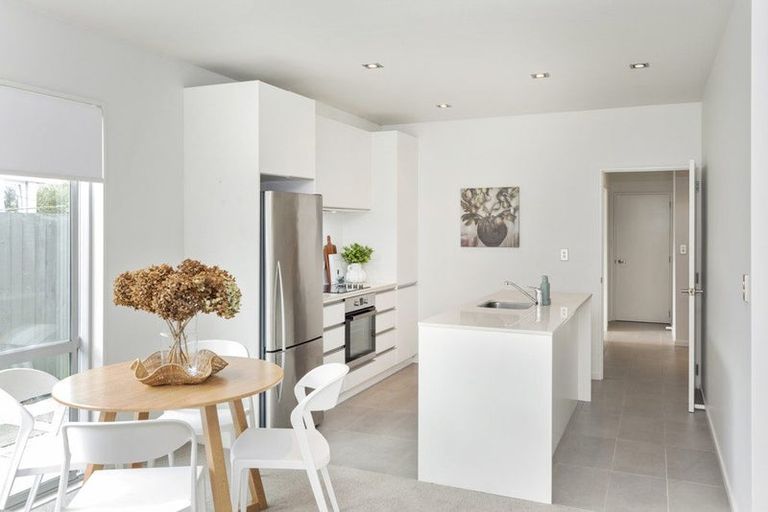 Photo of property in 32f Champion Street, Edgeware, Christchurch, 8013