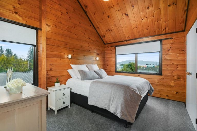 Photo of property in 2 Iles Road, Lynmore, Rotorua, 3010