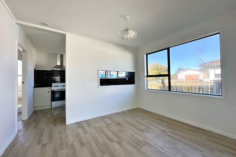 Photo of property in 18 Karepo Crescent, Ranui, Auckland, 0612