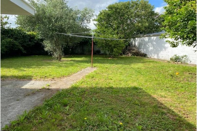 Photo of property in 8 Gadsby Place, Hamilton East, Hamilton, 3216