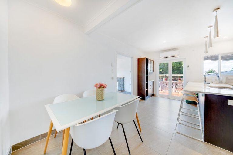 Photo of property in 9 O'connell Street, Manurewa, Auckland, 2102