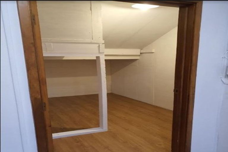 Photo of property in 15 Colin Wild Place, Glenfield, Auckland, 0629